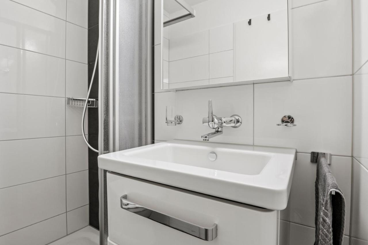 Pearlstay - City Center Twin Bed Workplace Washer Winterthur Exterior photo